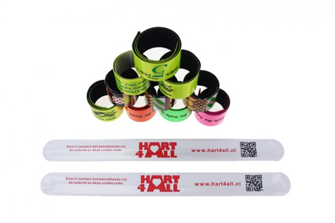 Équiper confortable de PVC de bracelets réfléchis non toxiques de claque de poche de transport libre
